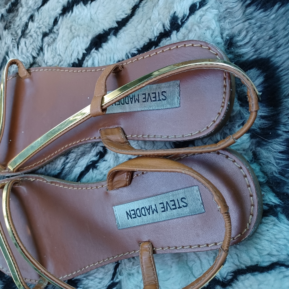 STEVE MADDEN WOMEN SANDAL - Picture 3 of 11